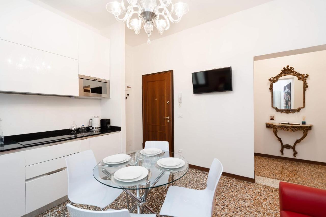 Just Urban Stays - Castello 5067 Boutique Apartment Wenecja Zewnętrze zdjęcie